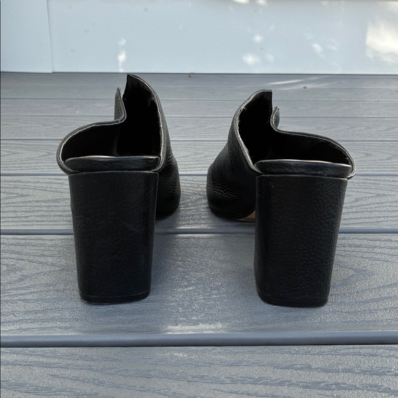Vince Camuto Leather Open Toe Mules Black Size 9 - Picture 8 of 16